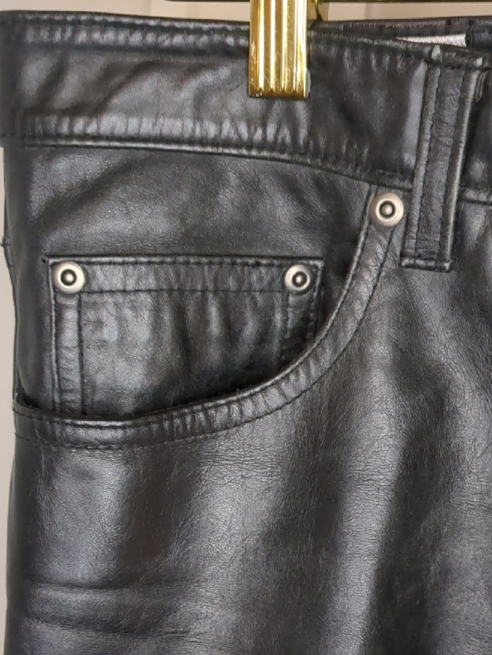 Wilsons Pelle Studio Mens Black Leather Pants SZ 34 Straight Leg - Picture 4 of 8